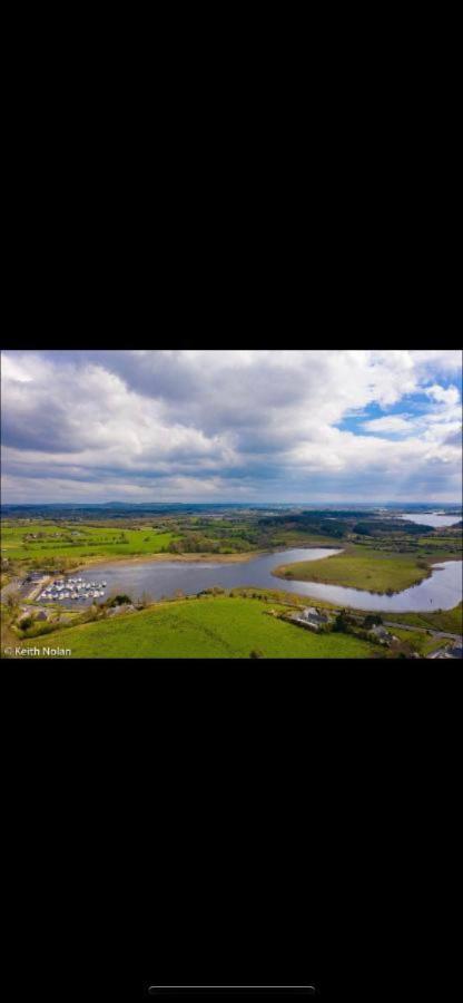 Lough Key Luxury Riverfront Apartment Cootehall المظهر الخارجي الصورة