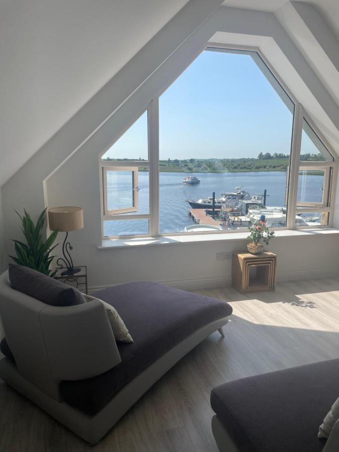 Lough Key Luxury Riverfront Apartment Cootehall المظهر الخارجي الصورة